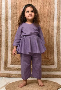 Set Of 2: Mauve Mul Mul Kurta With Pants image 1