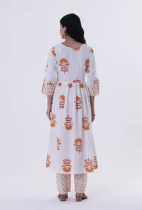 White & Multicolor Cotton Block Printed Kurta image 4