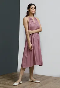 Onion Pink Front Neck Gathered Midi Dress image 3