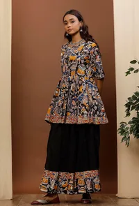 Black Kalamkari Flared Short Cotton Kurti image 3