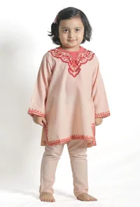 Peach Pink Pure Woollen Phiran set image 1