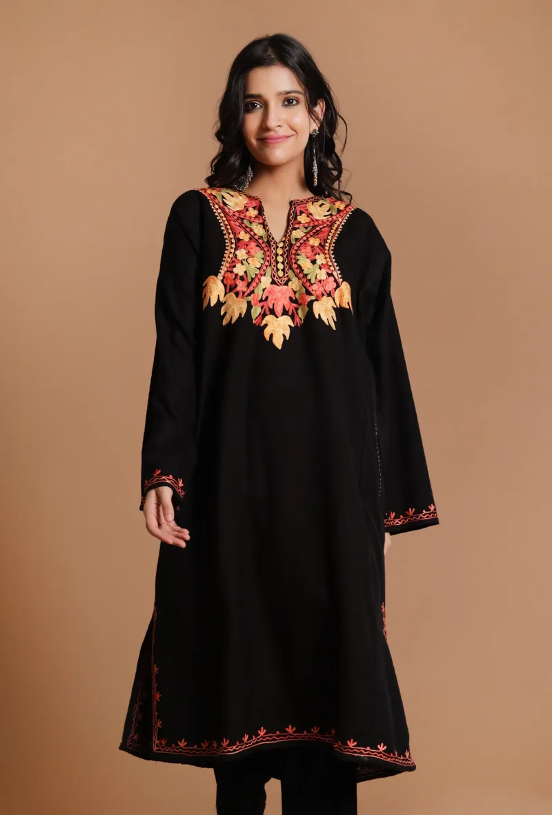 Black Magic Aari Embroidered Kashmiri Phiran-Free Size