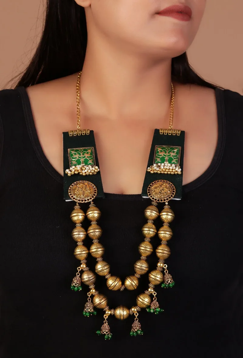 Green Fabric Necklace with Gold-Plated Meenakari Square Charm – 2 Layers