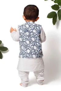 Set of 3 - Fred Blue Jacket with White Kurta Pyjama Set image 3