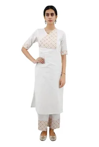 White Cotton Kurta With Mustard Kantha Embroidery image 2