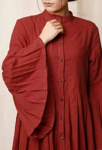 Gerua Box Pleated Cotton Slub Dress image 5