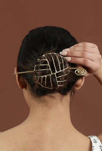 Golden Dome Cage Brass Juda Pin