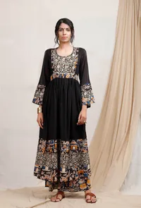 Black Cotton Kurta With Kalamkari Border image 1
