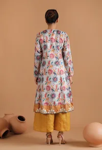 Set Of 2: Nayantara Allover Kalamkari Flared Kalidar Kurta With Flared Pallazo Pants image 3