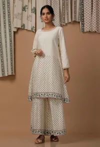 Off White Hand Block Printed Cotton Kurta image 3