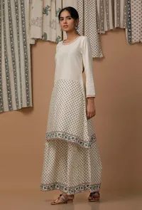 Off White Hand Block Printed Cotton Kurta image 4