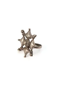 Ethereal Star Oxidized Ring image 3