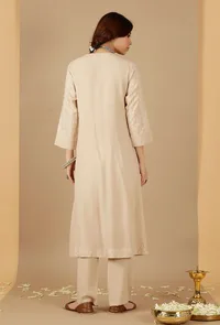 Beige Gathered And Flared Kurta image 4