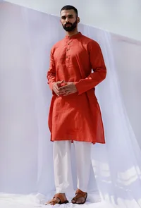 Set Of 2: Scarlet Red Self Weave Cotton Kurta Pyjama Set image 3