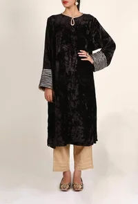 Black Velvet Gota Work Chenille Phiran image 2