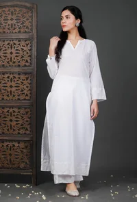 Embroidered Straight White Cotton Kurta image 2