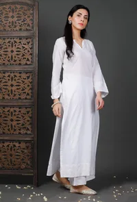 Embroidered Straight White Cotton Kurta image 3