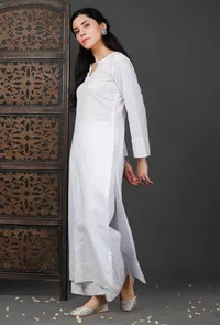 Embroidered Straight White Cotton Kurta image 4