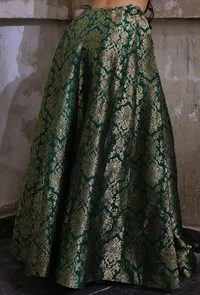 Green Kalidar Banarasi Jacquard Skirt With Tassels image 4