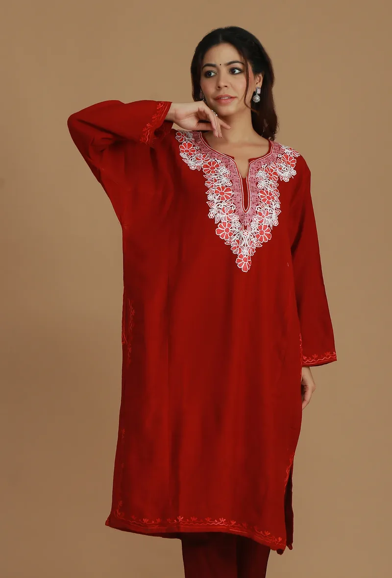 Maroon Phiran with White and Pink Aari Embroidery- Free Size