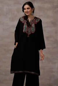 Kashifa Black Pure Woollen Phiran image 1
