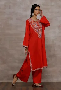 Kaya Red Woollen Phiran image 3