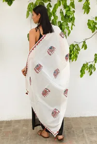 White Cotton Dupatta with Blue and Red Animal Appliqué work image 3