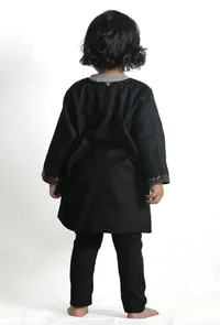 Onyx Black Pure Woollen Phiran set image 3