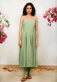 Set of 3: Mint Green plain strapped Gathered Cotton Kurta with Kota Dupatta and Cotton Solid Churidar image 3