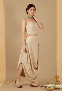Set Of 2: Beige Plain Crop Top & Drape Skirt image 4