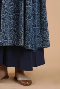 Set Of 2:Bhakti Indigo Jaal Print Pleated Kurta Dress & Palazzo Pants image 5