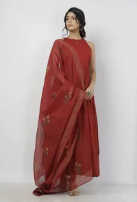 Set of 2: Gerua Plain Maroon Cotton Halter Neck Flared Dress with Kota Border and Floral Block Printed Kota Dupatta image 2