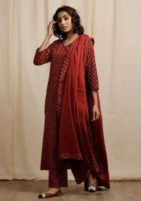 Red Cotton Plain Dupatta with Ajrakh Print tassels image 1