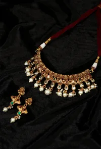 Svarnika Temple Heritage Kemp Necklace Set with Pearls image 1