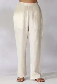 White Cotton Pants With Pockets image 1