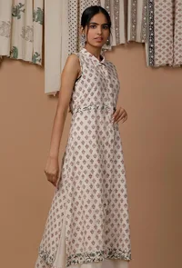 White and Maroon Handblock Cotton Flex Kurta image 2