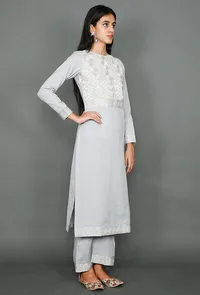 Pale Grey Kurta With Kantha Embroidered Yoke image 2