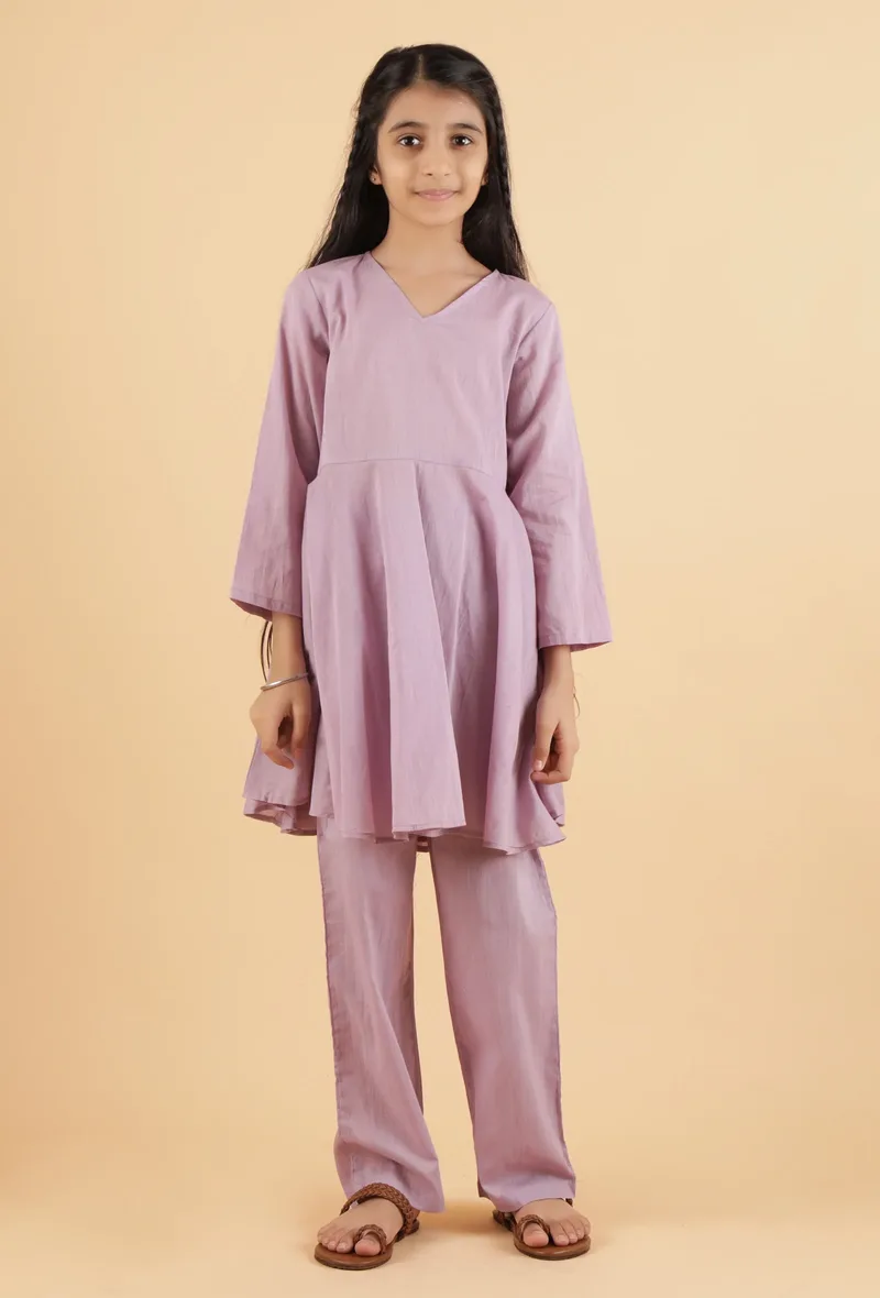 Set Of 2: Light Purple Mulmul Kurta & Mauve Pants