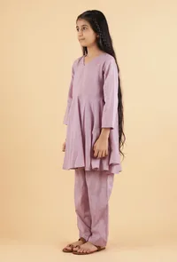 Set Of 2: Light Purple Mulmul Kurta & Mauve Pants image 2