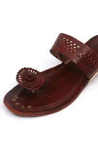 Vrinda Earthy Brown Cruelty-Free Genuine Leather Kolhapuri Flats image 6