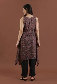 Deep Maroon Patola Printed Tussar Silk Asymmetric Kurta with Black Shantoon Straight Pant Set image 4