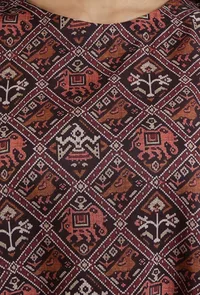 Deep Maroon Patola Printed Tussar Silk Asymmetric Kurta with Black Shantoon Straight Pant Set image 6