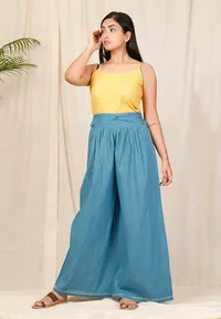 Set Of 2: Surya Spaghetti Top With Asmani Plazzo image 2