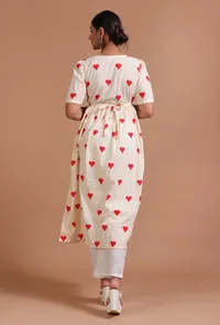 Set Of 2: Off White & Red Cotton Printed Kurta & Pant Set image 3