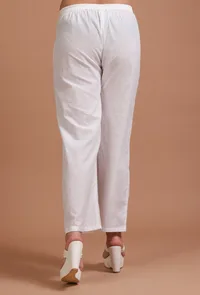 Set Of 2: Off White & Red Cotton Printed Kurta & Pant Set image 5