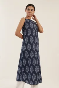 Blue Color Cotton Slip With White Motif image 4
