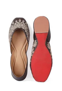 Tahira Grey Dori Zari Embroidered Jutti image 3