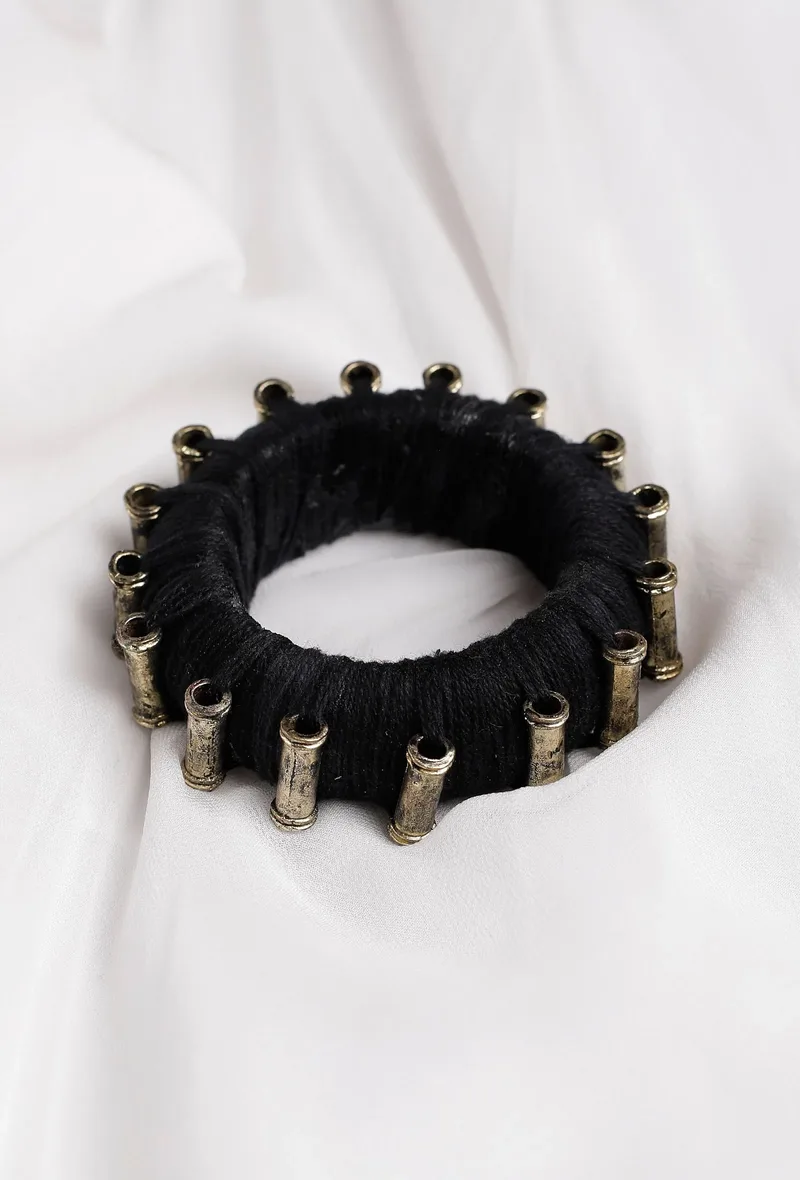 Onyx Black Thread Wooden Bangles