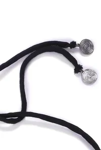 Swara Kutch V Neck Necklace image 4