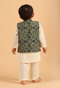 Set Of 3: Ark Off White Cotton Kurta, Pyjama & Indigo Ajrakh Jacket image 2
